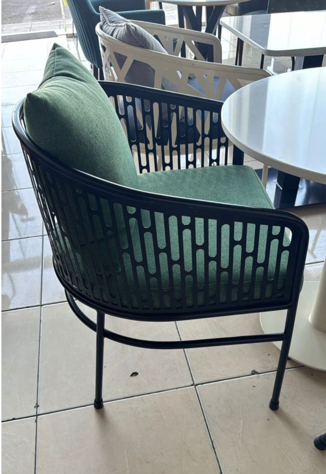 Chair_04